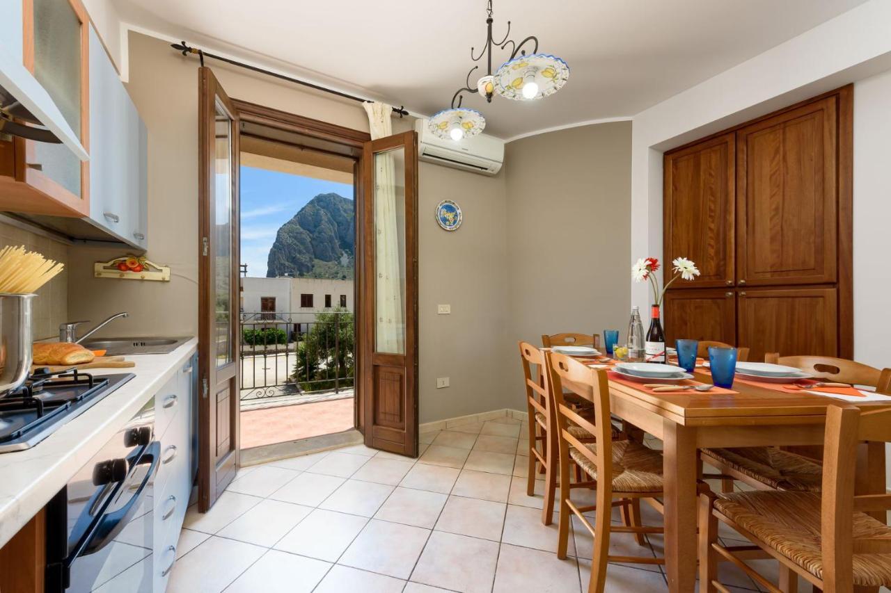I Tre Golfi - Appartamenti Con Terrazzo Fino A 800 Mt Dal Mare San Vito Lo Capo Dış mekan fotoğraf